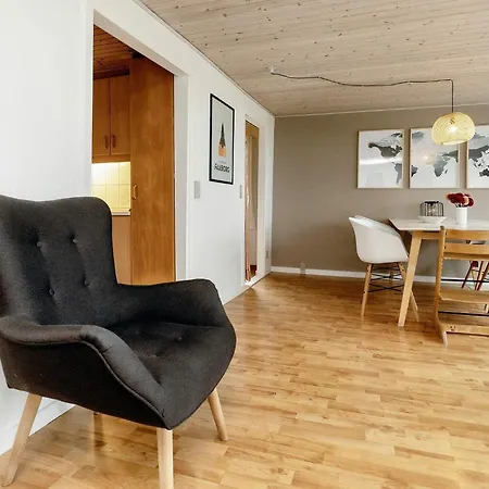 4 Person Holiday Home In Millinge-By Traum Dom wakacyjny *
