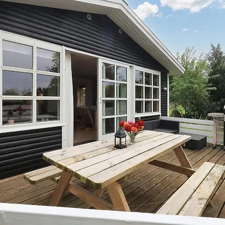Dom wakacyjny 4 Person Holiday Home In Millinge-By Traum