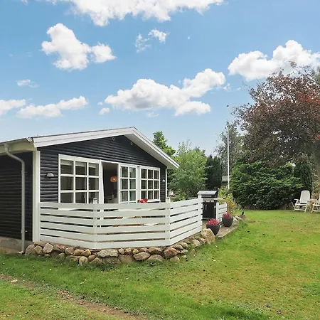 Dom wakacyjny 4 Person Holiday Home In Millinge-By Traum